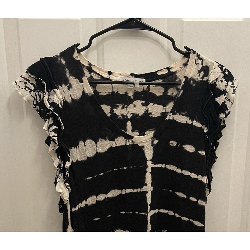 YFB Young, Fabulous, Broke Tie Dye Flutter Sleeve Linen Top Black White Womens S